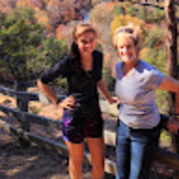 Meet your Posher, Kelly - Picture 1 of 1